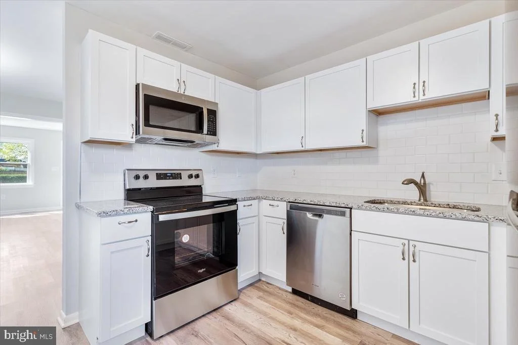 Photo of 704 TRAIL AVE