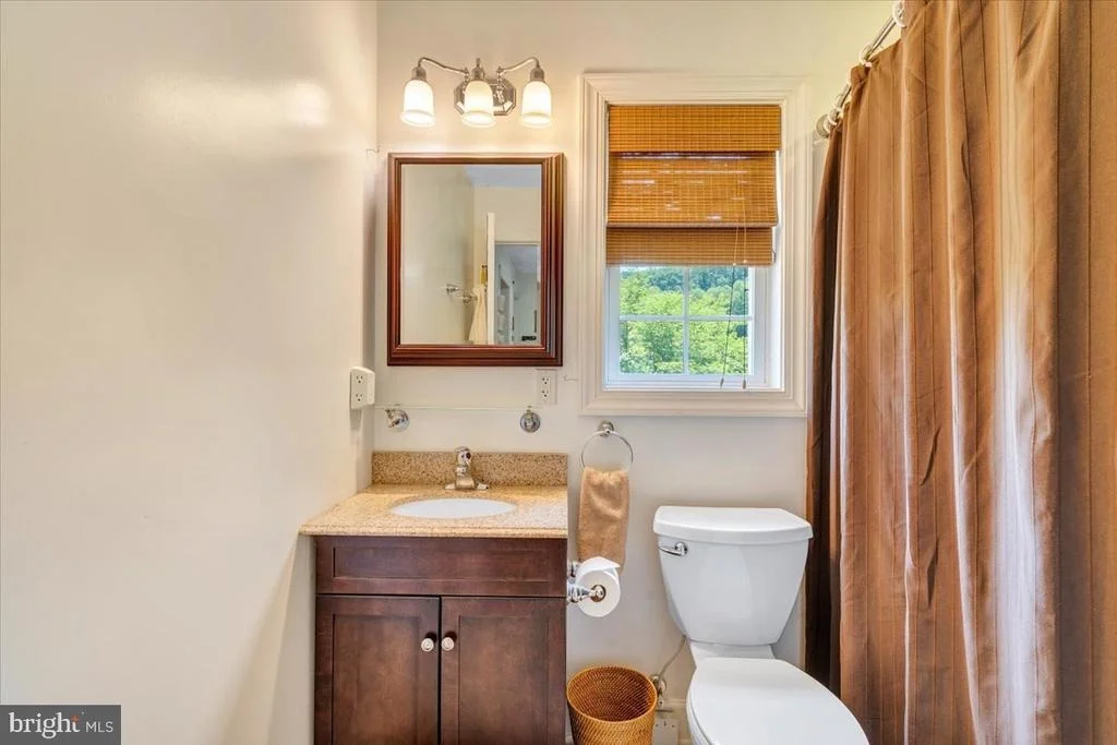 Photo of 2170 LONE IVY ROAD