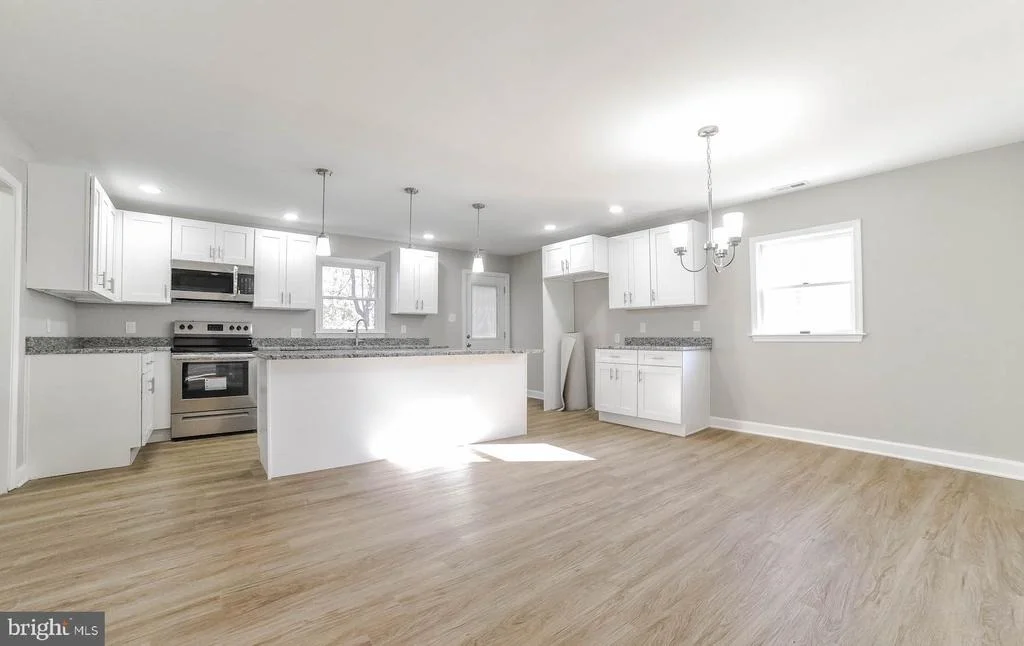 Photo of 22381 CEDAR STREET