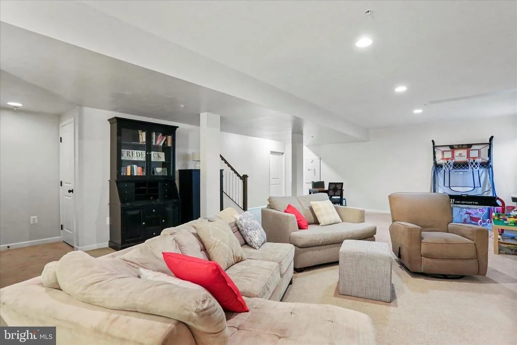 Photo of 2003 COHASSET COURT
