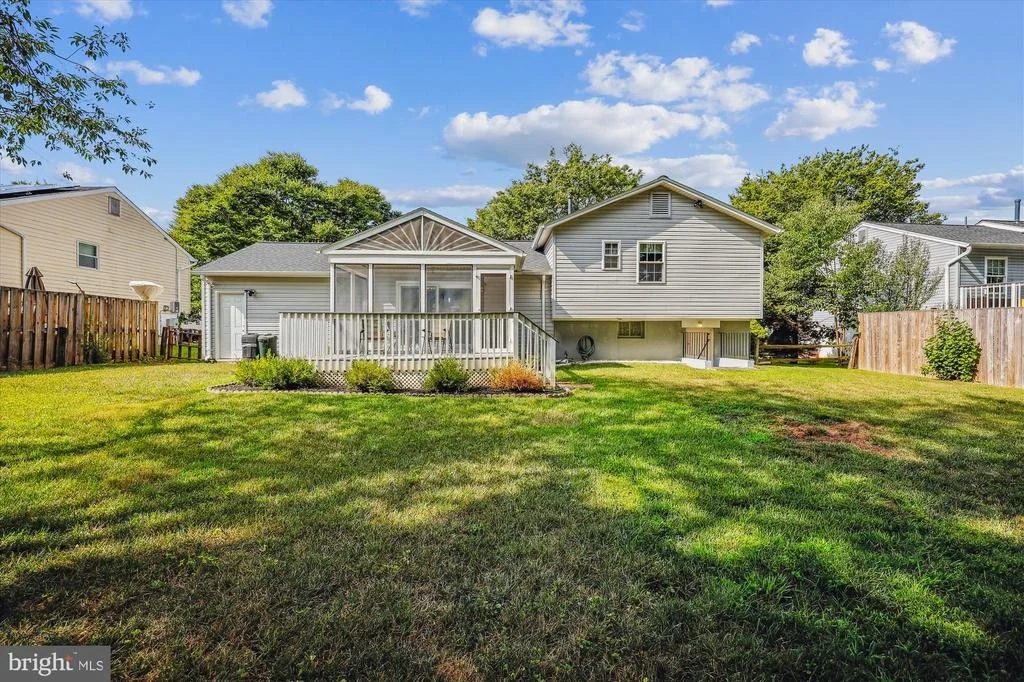 Photo of 8217 MOUNTAIN LAUREL LANE