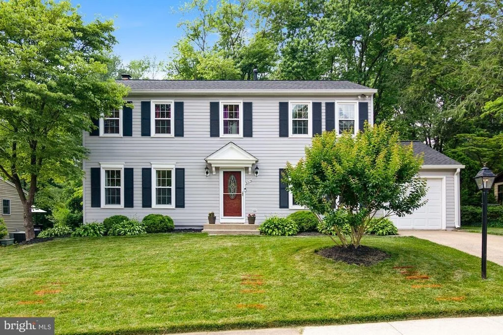Photo of 9514 WALLINGFORD DRIVE