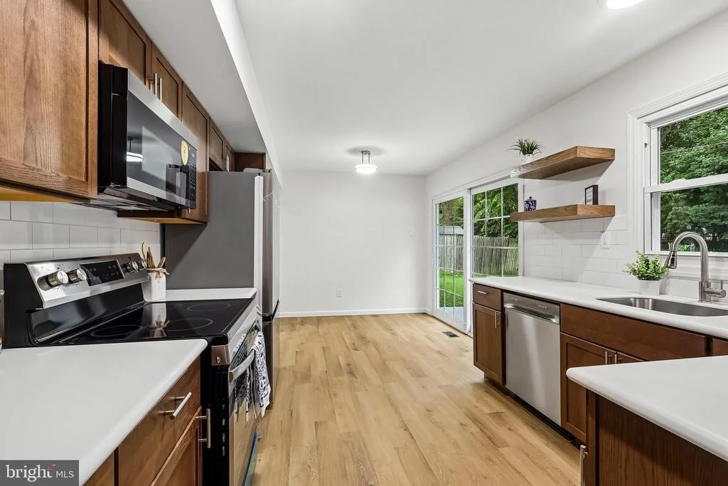 Photo of 86 E RIVER DRIVE