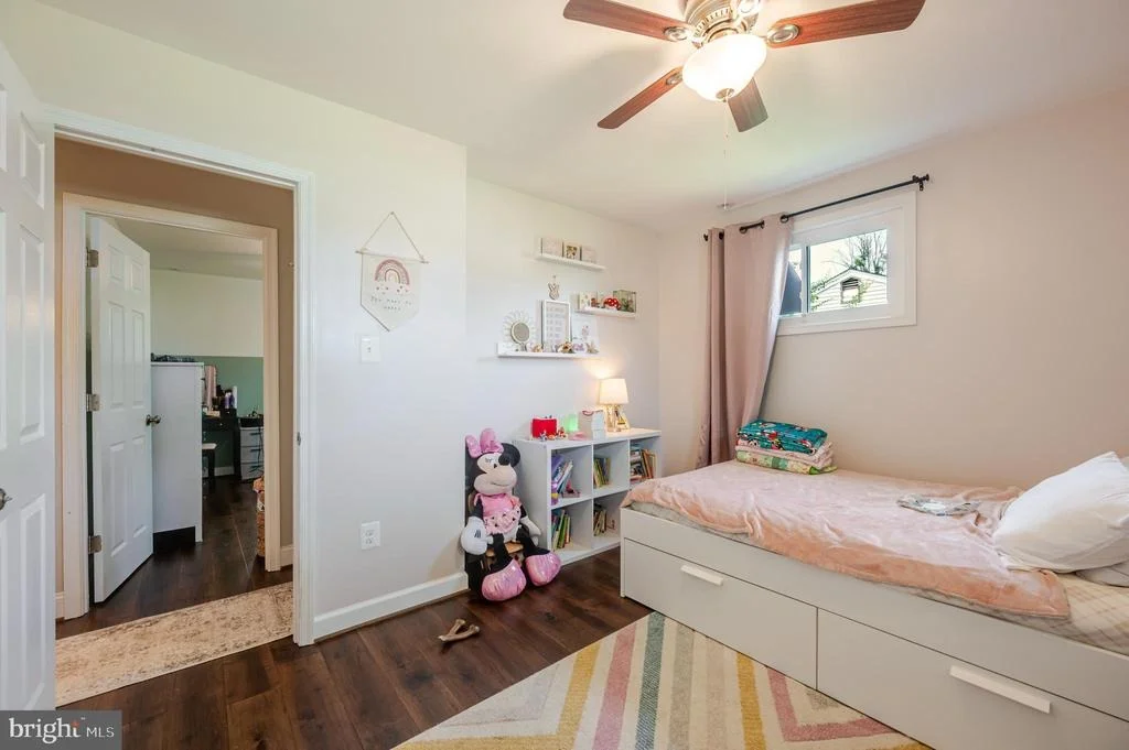 Photo of 4803 APPLE TREE DRIVE