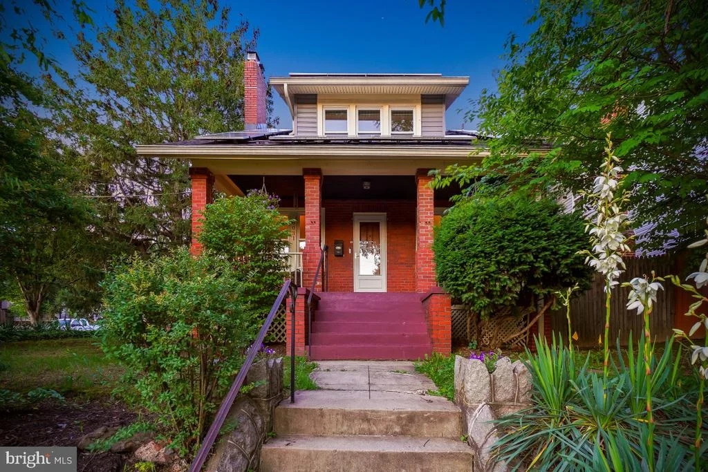 Photo of 6031 3RD STREET NW
