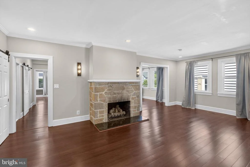 Photo of 4415 BRADLEY LANE