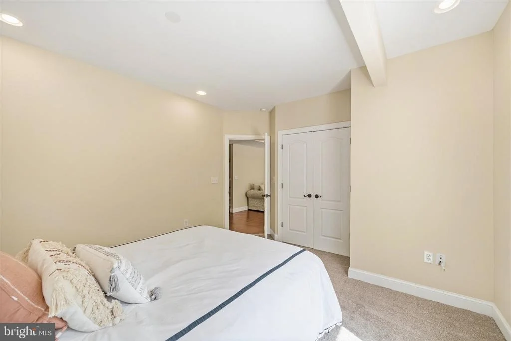 Photo of 9055 BUCKLAND MILL ROAD