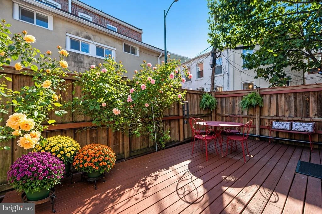 Photo of 616 PICKFORD PLACE NE
