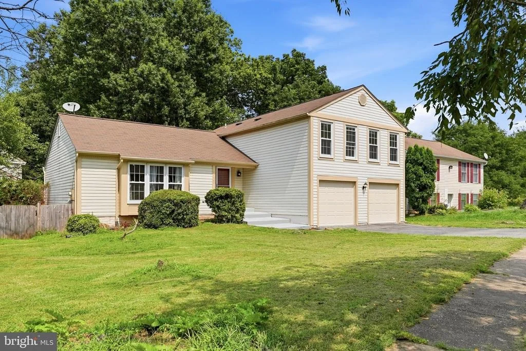 Photo of 18007 SILVER LEAF DRIVE