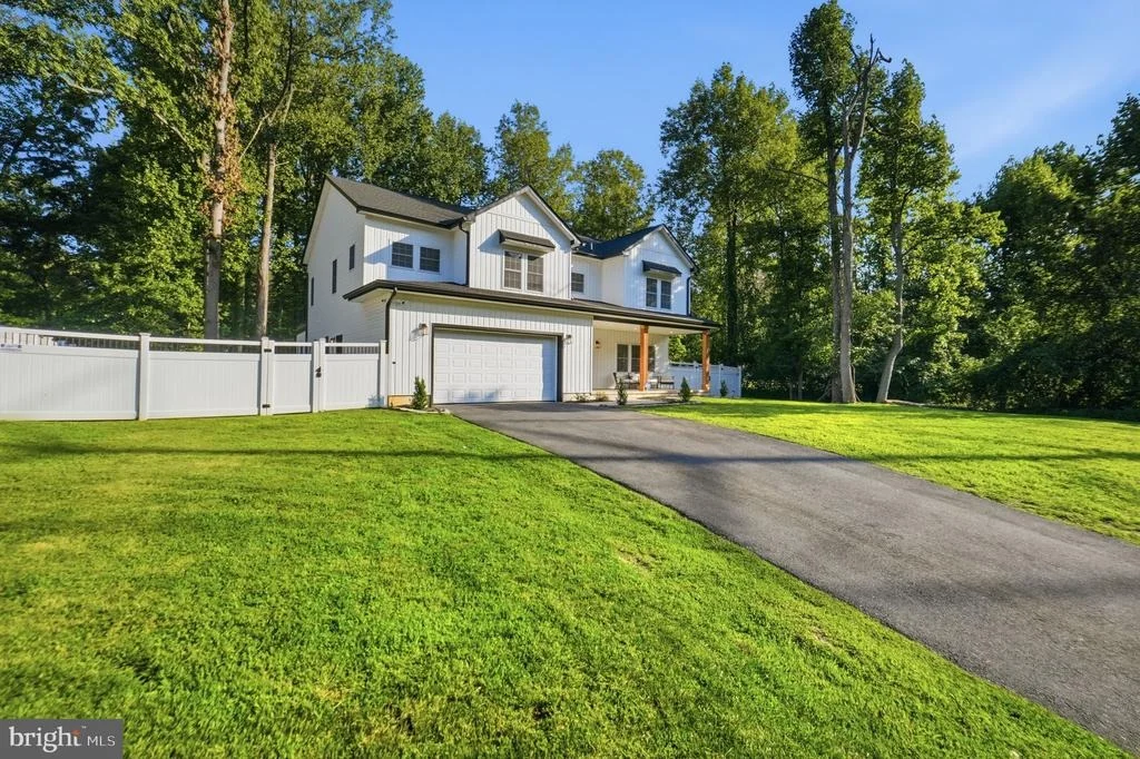 Photo of 13231 MOCKINGBIRD LANE