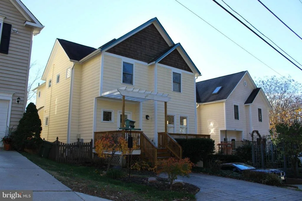 Photo of 6421 83RD PLACE