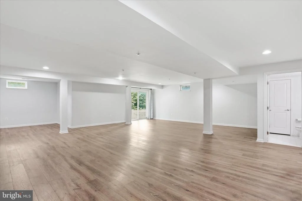 Photo of 1304 MOORE SPRING COURT