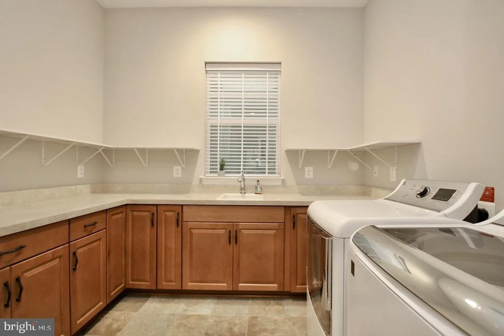 Photo of 114 TURNSTONE LANE