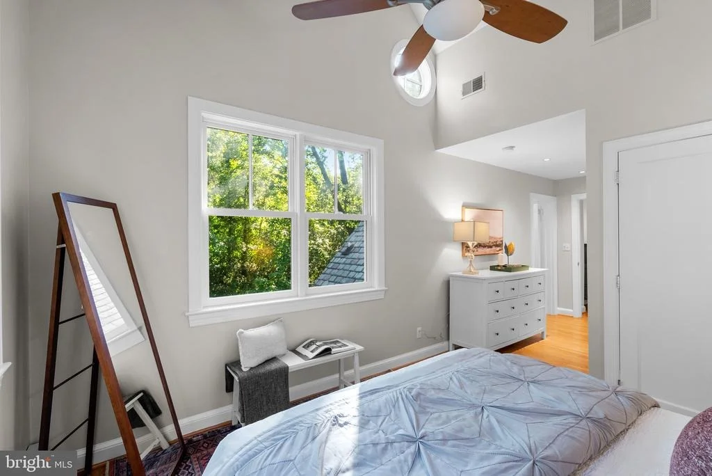 Photo of 1118 DALE DRIVE