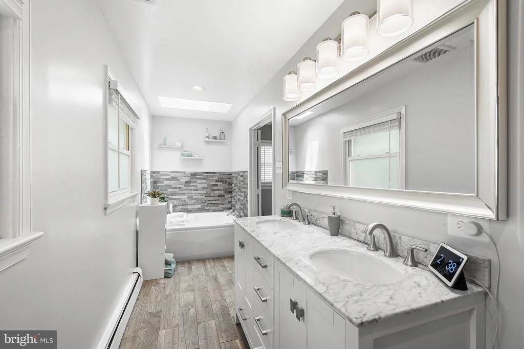 Photo of 1213 DALE DRIVE