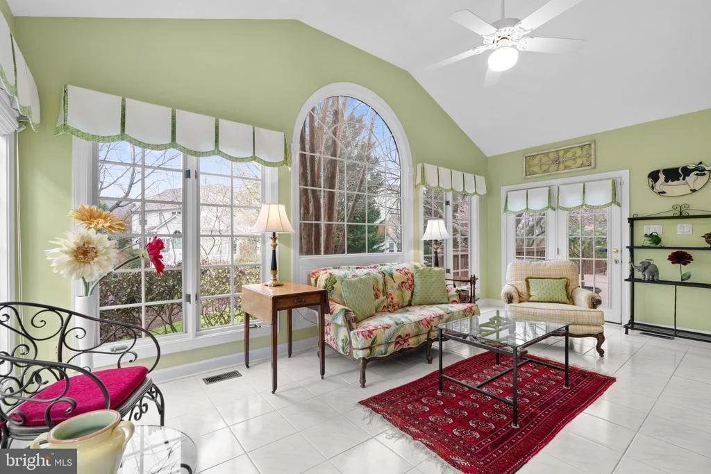 Photo of 17702 GLOBE THEATRE DRIVE