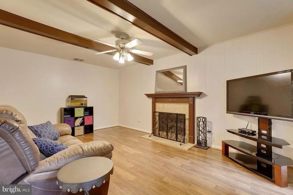 Photo of 9002 BILLOW ROW