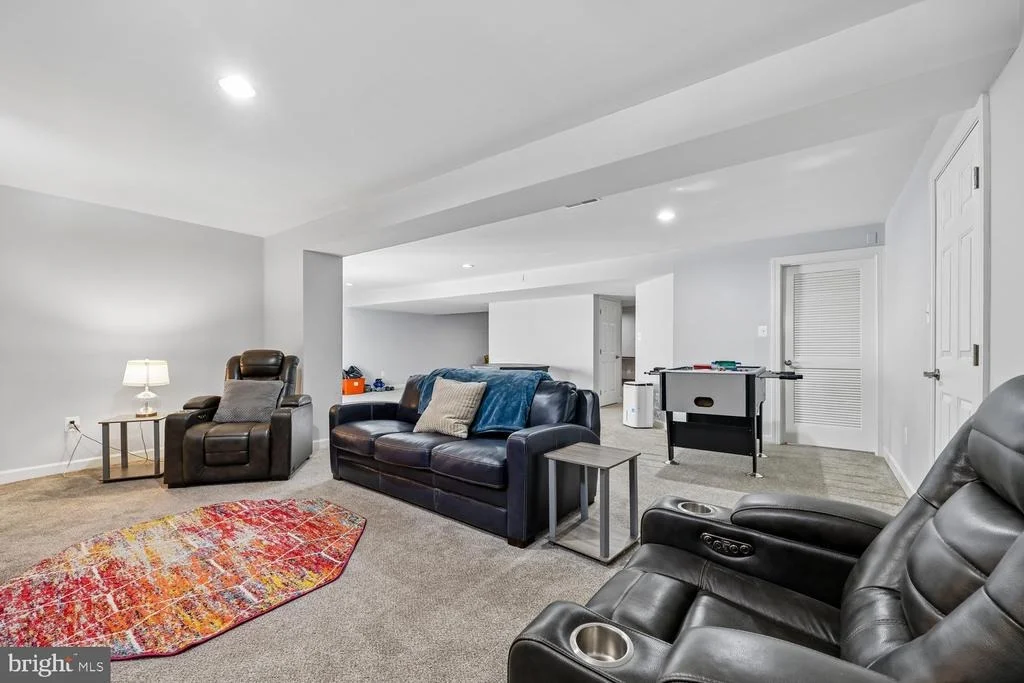 Photo of 503 GLENBROOK DRIVE