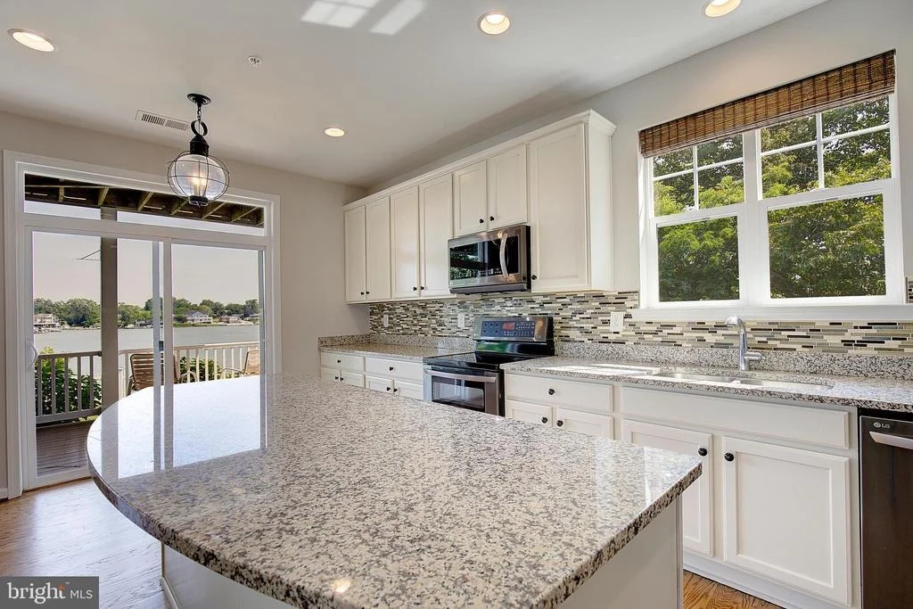 Photo of 3956 HONEYSUCKLE DRIVE