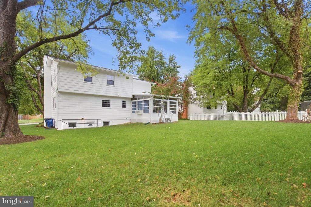 Photo of 8215 BUCKNELL DRIVE