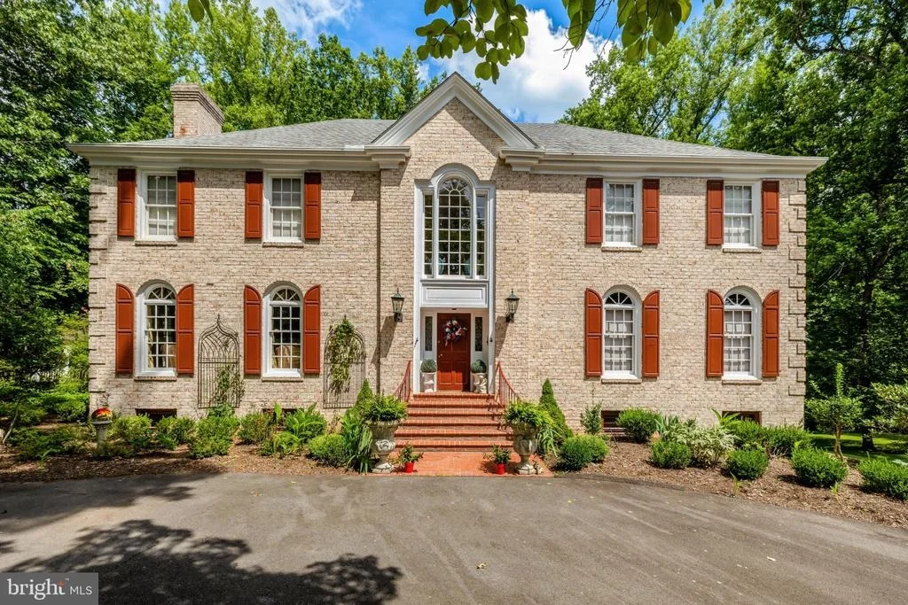 Photo of 9185 OLD DOMINION DRIVE