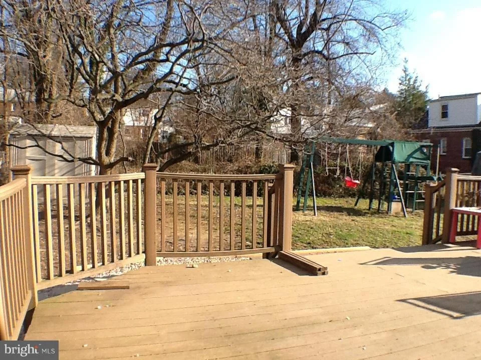 Photo of 9501 WARREN STREET