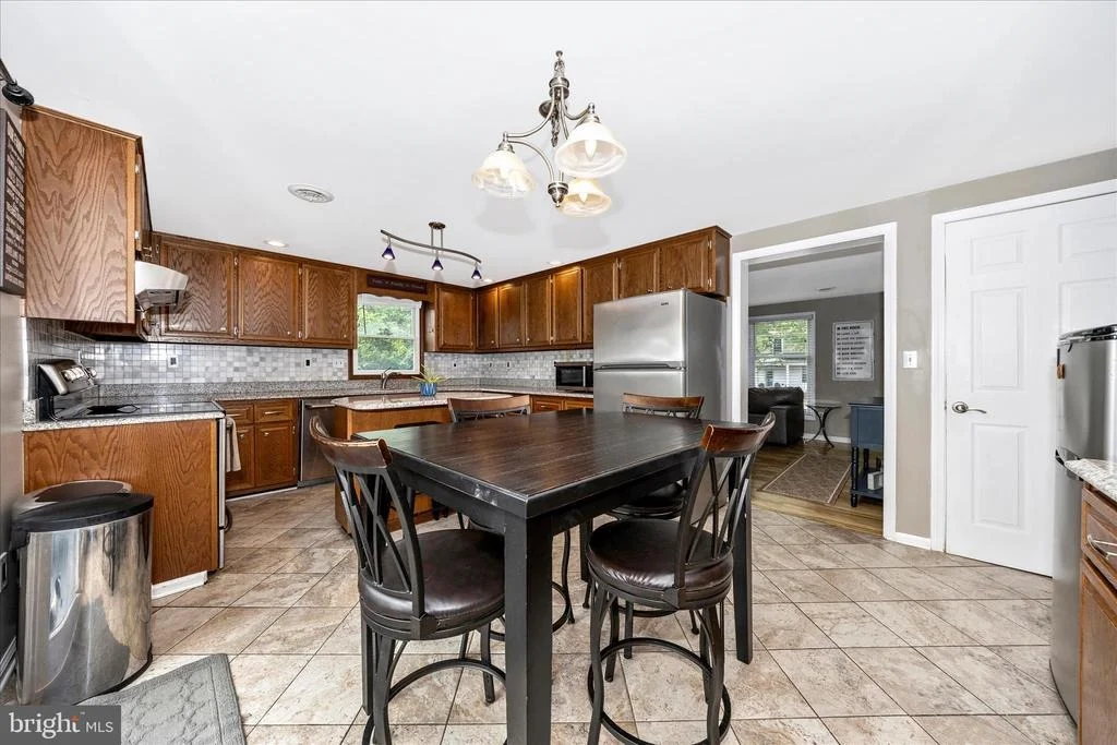 Photo of 6641 JEFFERSON BLVD