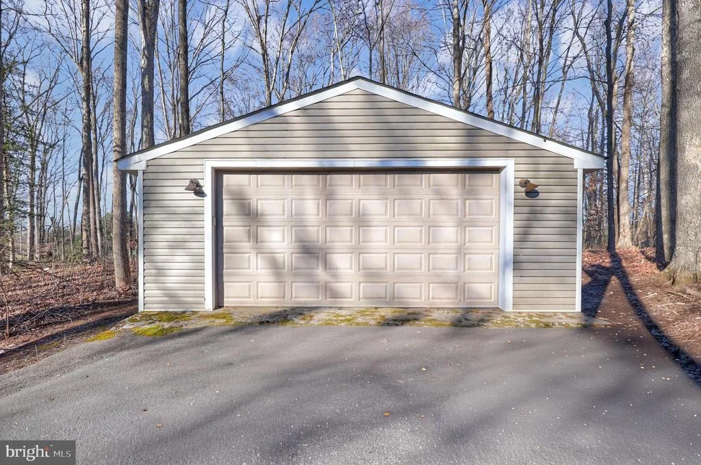 Photo of 11800 DUKES DRIVE