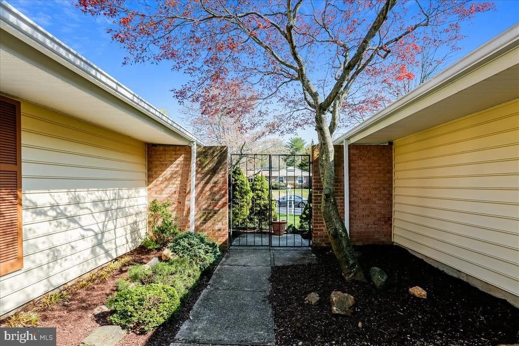 Photo of 3005 BIRCHTREE LANE