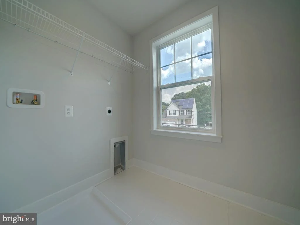 Photo of 9429 FAIRVIEW AVENUE