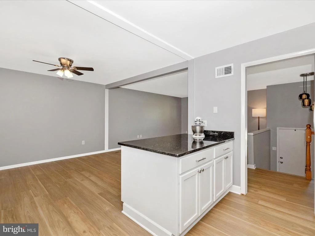 Photo of 7291 BEECHTREE LANE