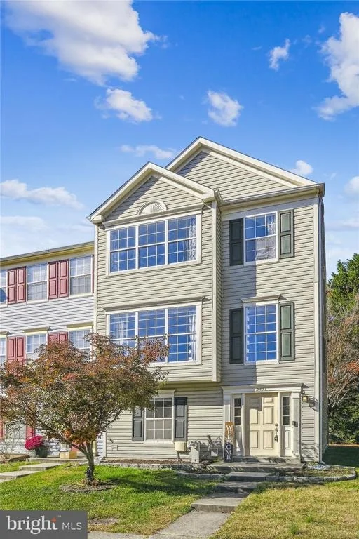 Photo of Unit 49 at 2571 AMBLING CIRCLE