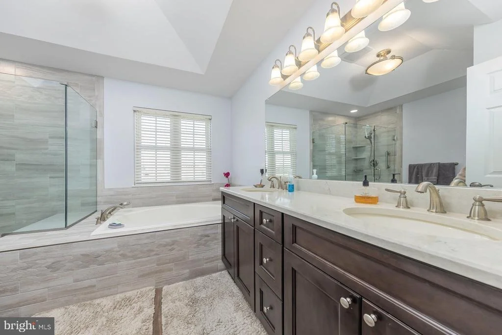 Photo of 633 WORCESTER DRIVE