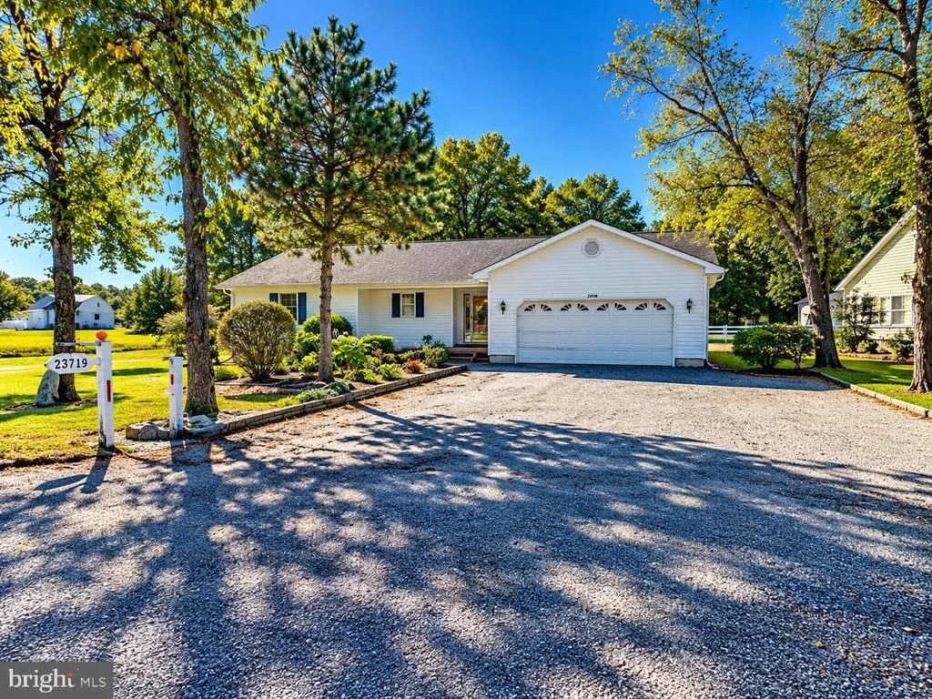 Photo of 23719 HENRY ROAD