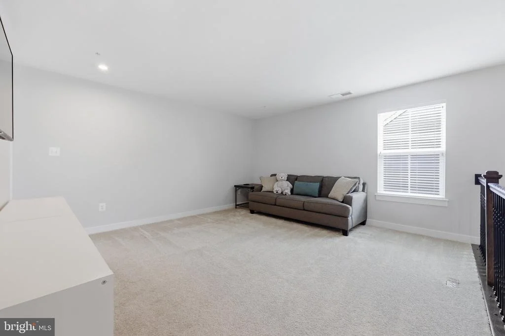 Photo of 5 DEAN LANE