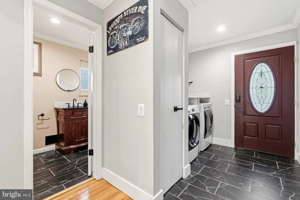 Photo of 8701 LOCHAVEN DRIVE