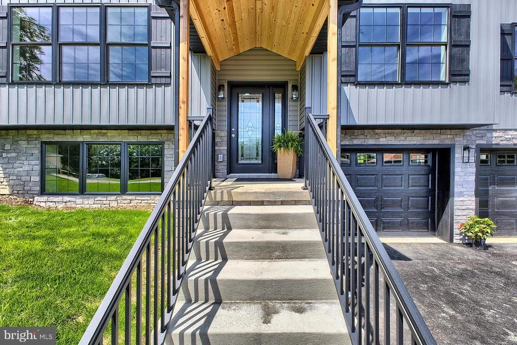 Photo of 442 WENDEL ROAD