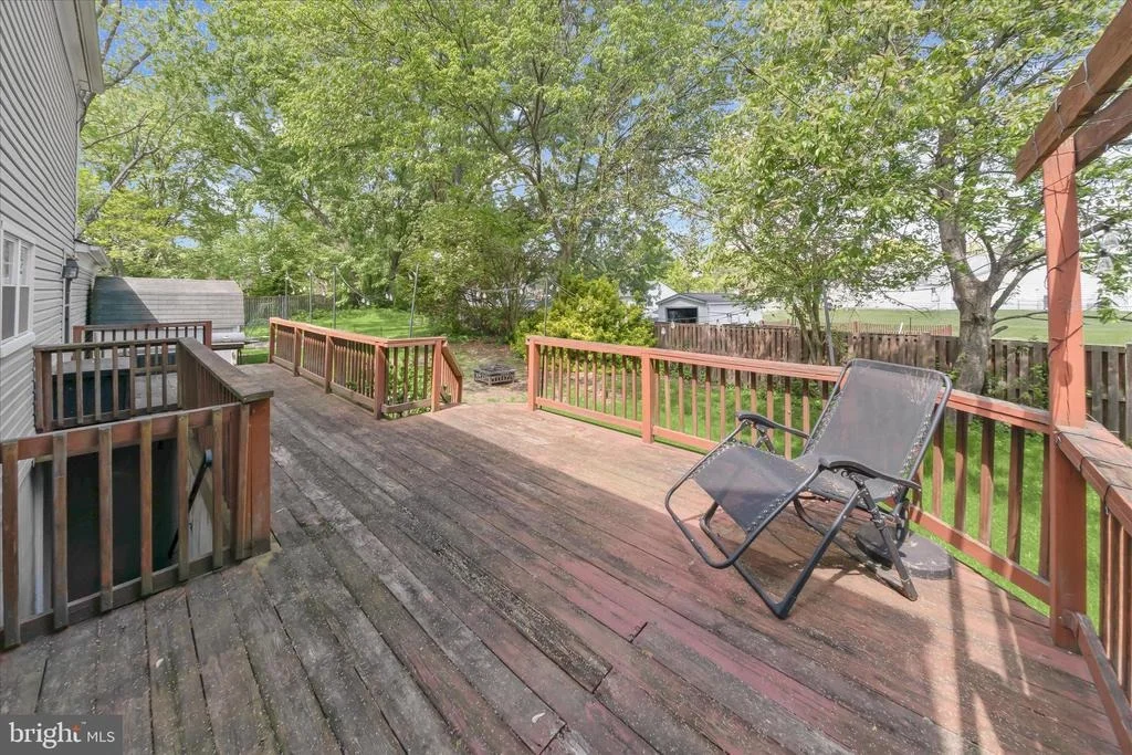 Photo of 15702 APPLETON COURT