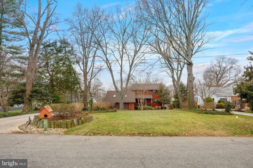 Photo of 1836 BURLEY LANE