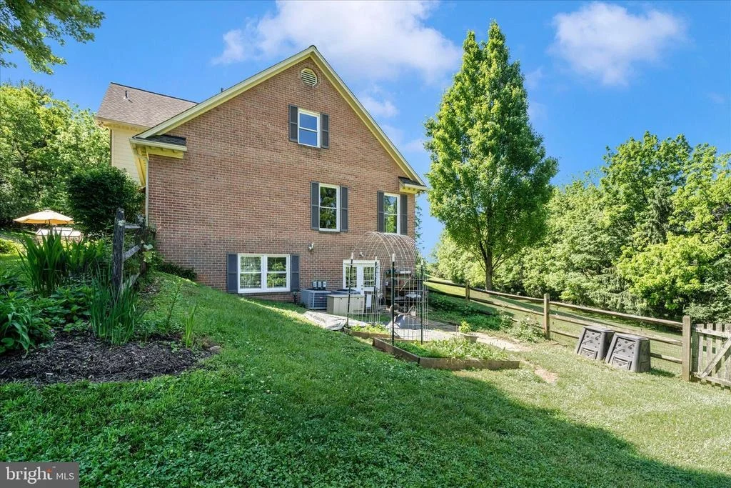 Photo of 6742 DEER SPRING LANE