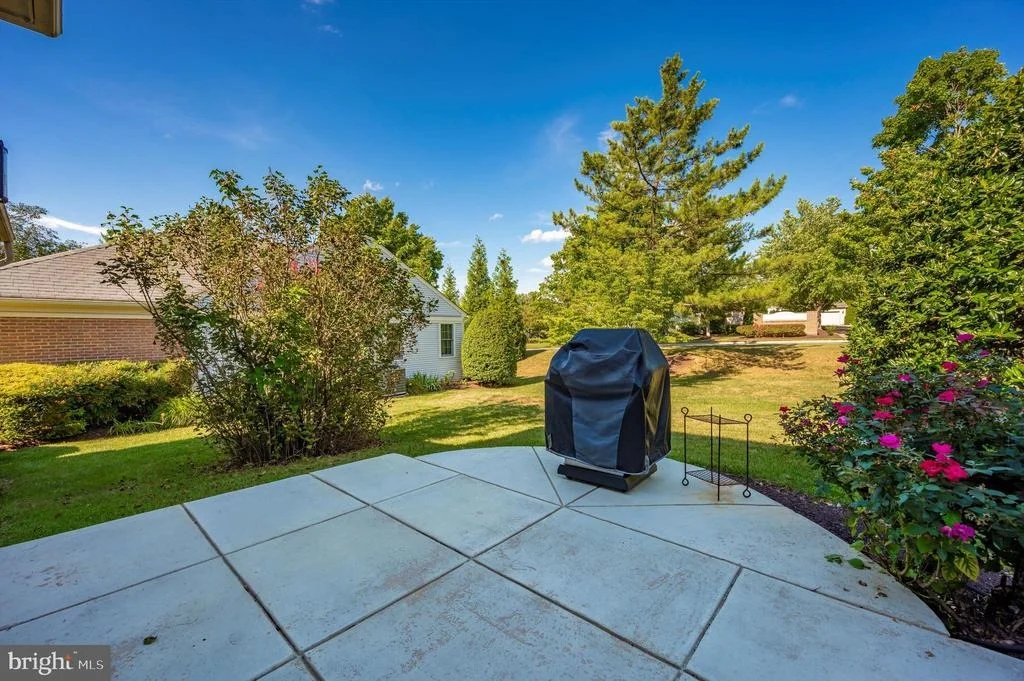 Photo of 841 DUNBROOKE COURT