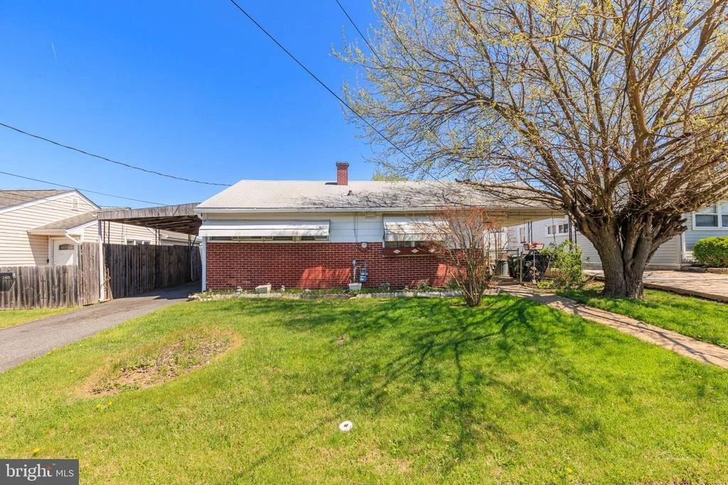 Photo of 2405 BRUNSWICK ROAD