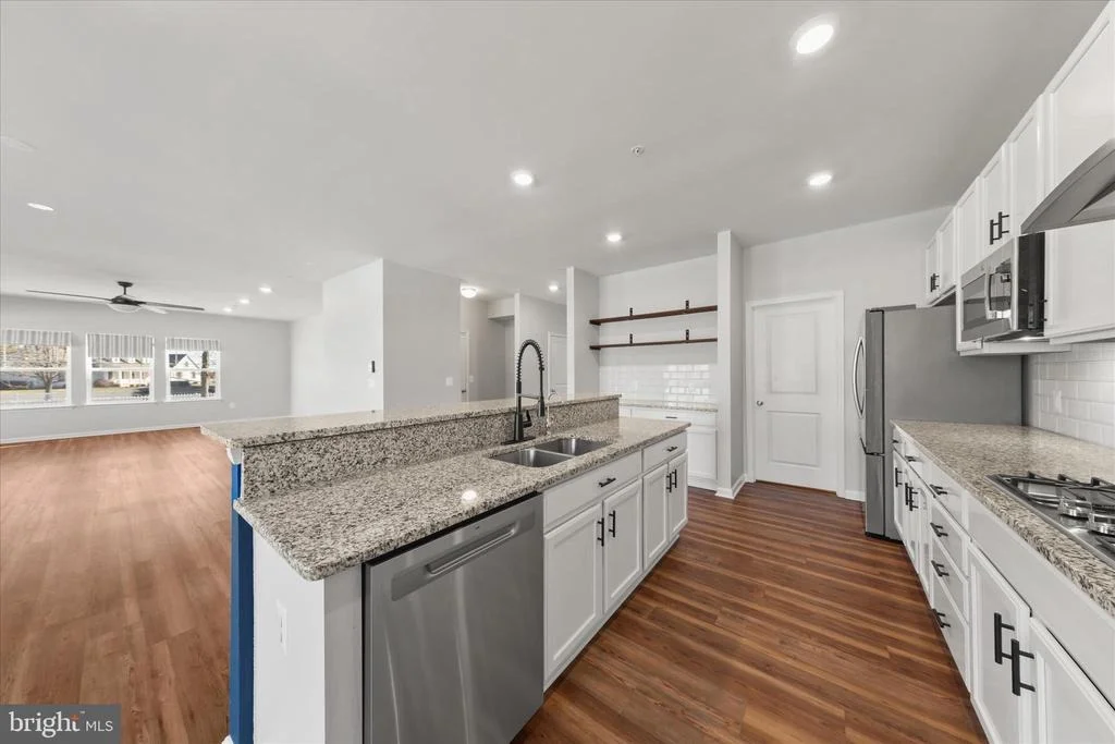 Photo of 5559 TRAFALGAR CIRCLE
