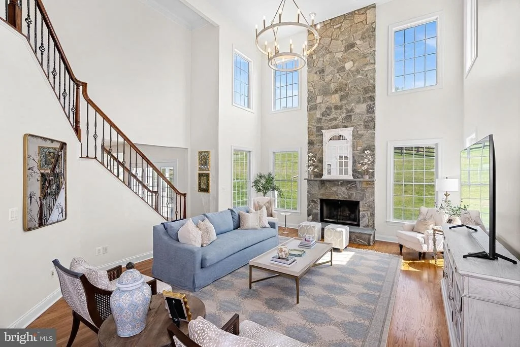 Photo of 15064 BARLOW DRIVE