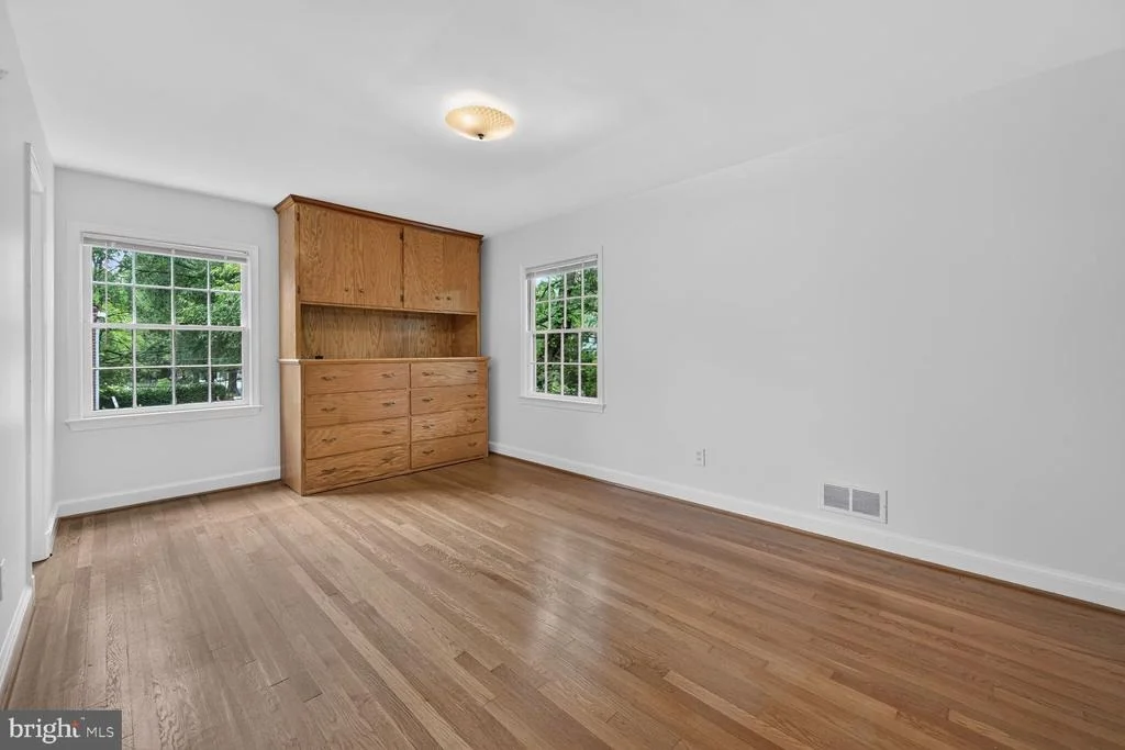 Photo of 4605 RENO ROAD NW