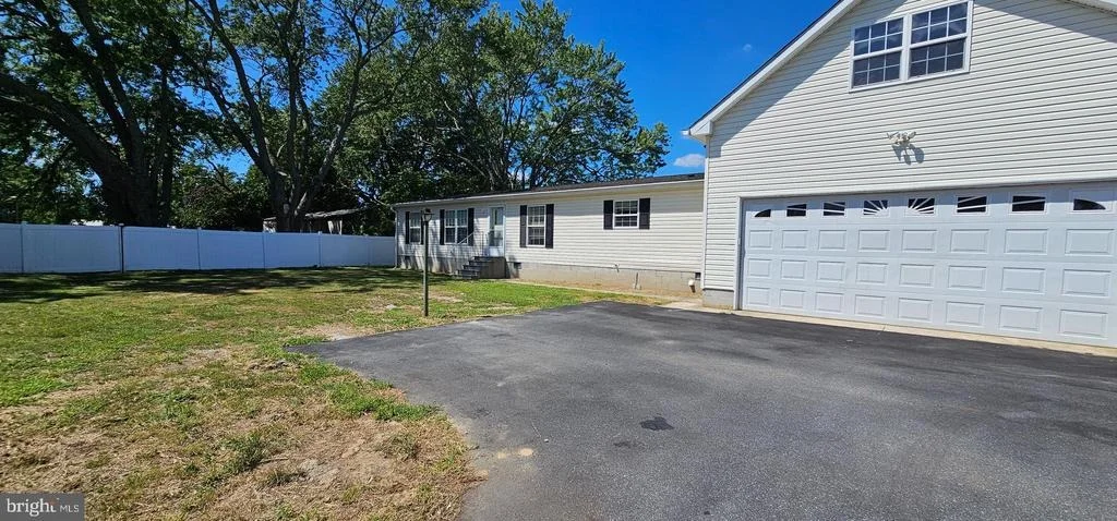 Photo of 35613 WOLFE NECK ROAD