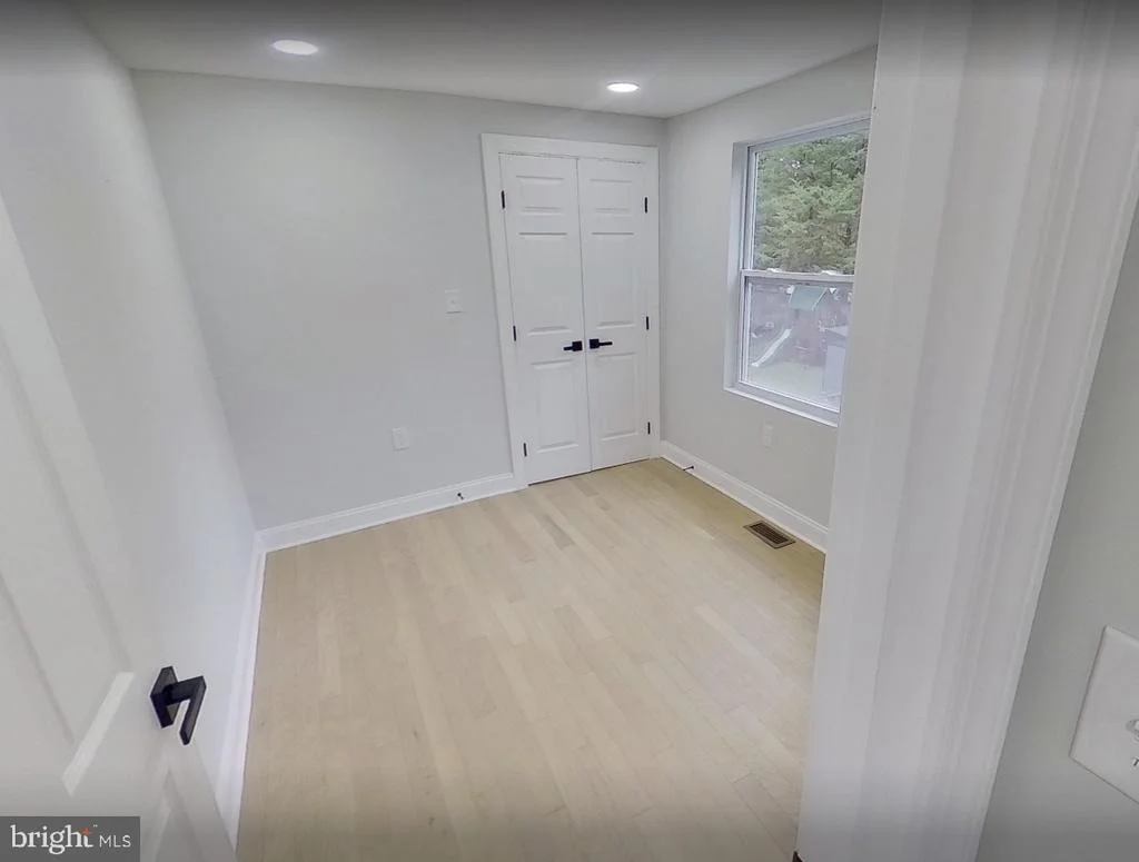 Photo of 303 LEIGHTON AVENUE