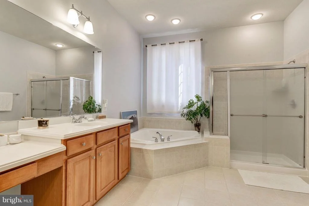 Photo of 3814 GLEN EAGLES DRIVE