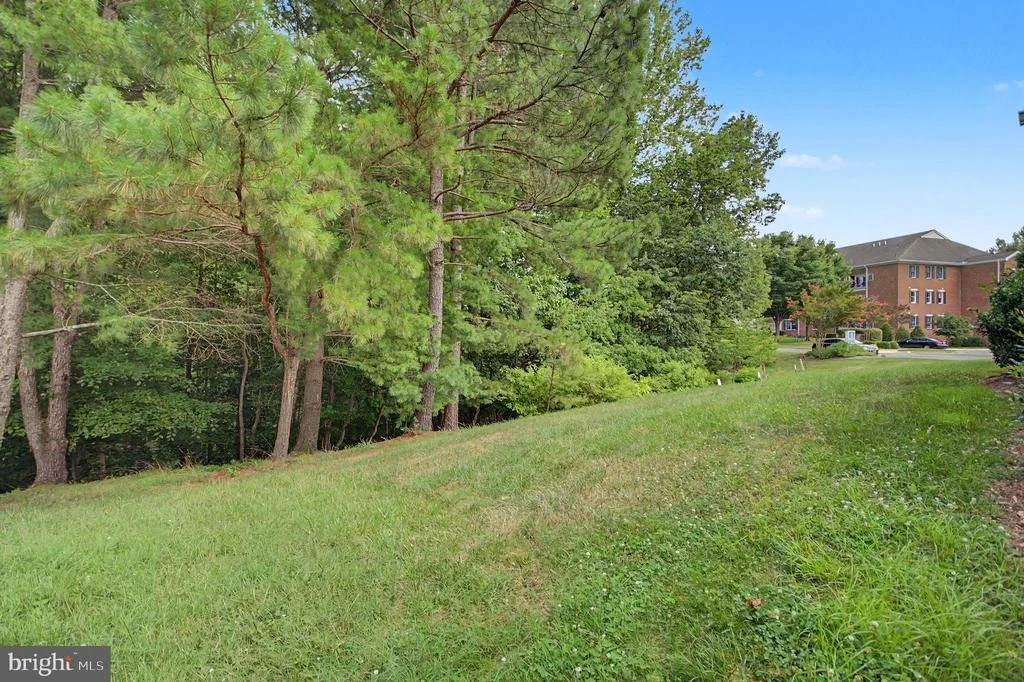 Photo of 804 COXSWAIN WAY