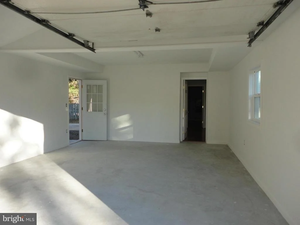 Photo of 6101 MAIN STREET